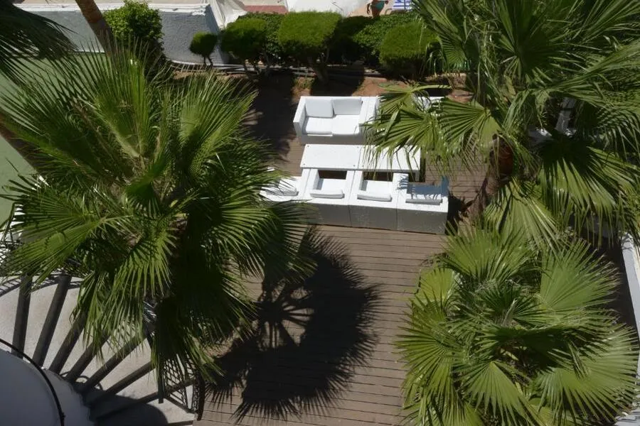 Silver Sands Beach Hotel, Protaras — beachfront hotel photo 5